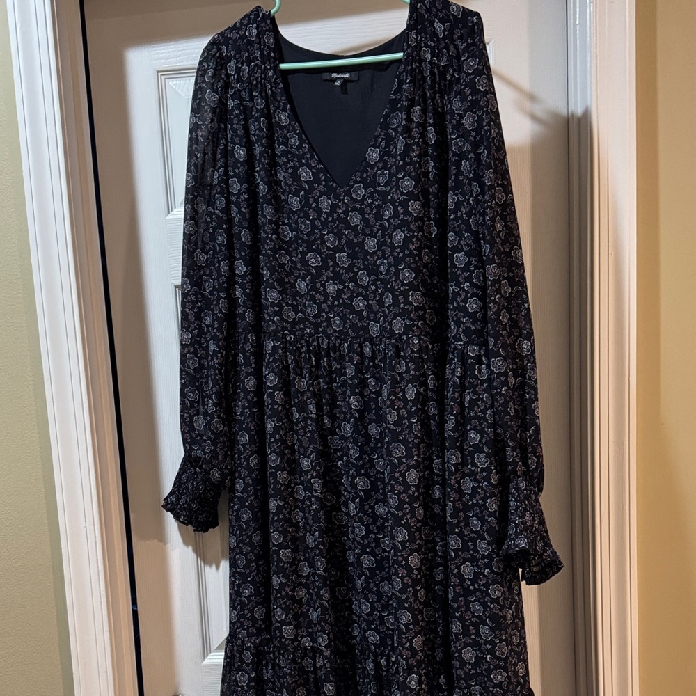 Madewell Black floral midi Dress